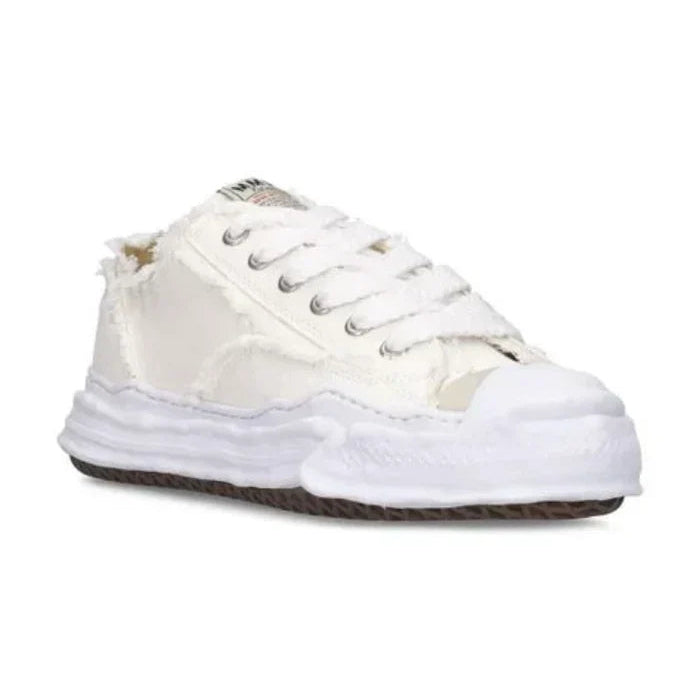 Lorivana FH Low-Top Sneaker