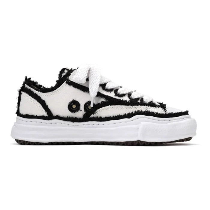 Lorwana Low-Top Sneaker